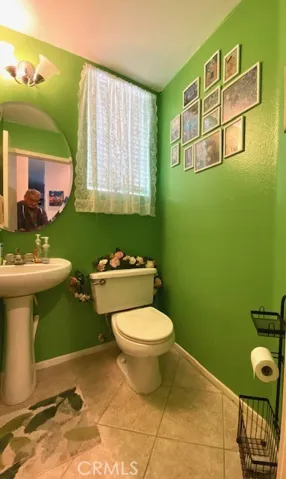 16883 Hazeltine Court, Fontana, California 92336