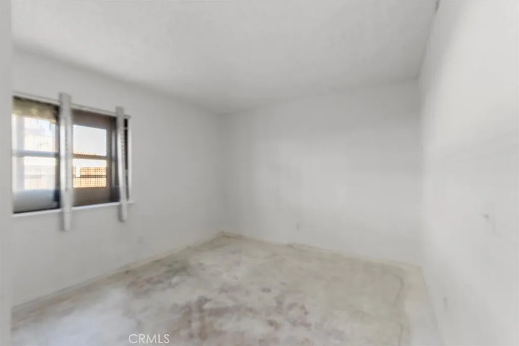 13511 Mountain Drive, Hesperia, California 92344 home-pic-24