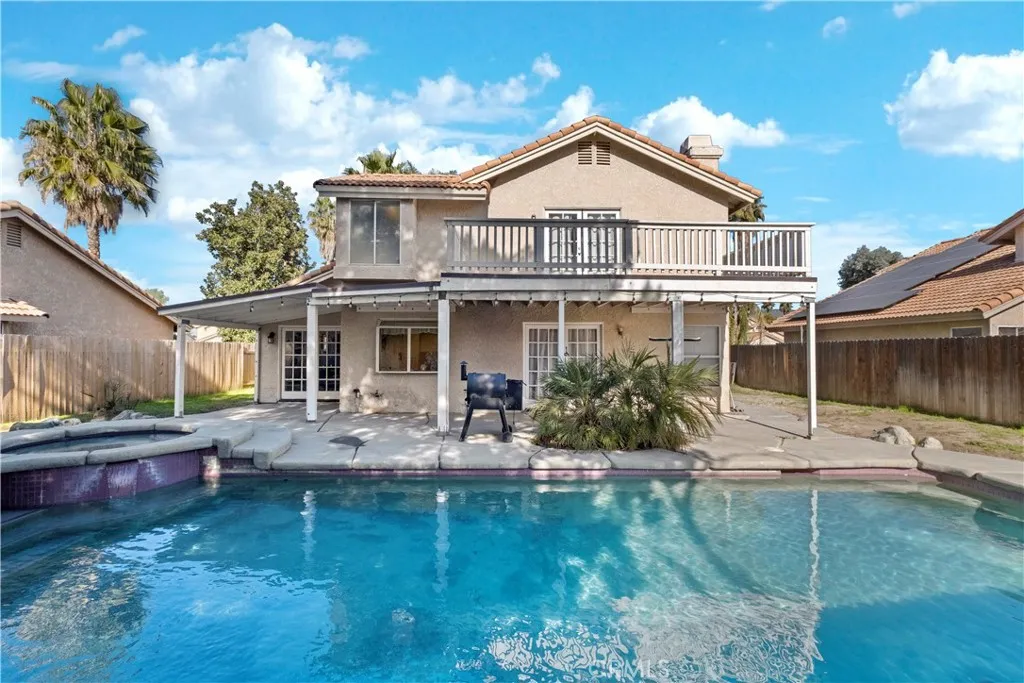 2611 Jeffery Circle, Hemet, California 92545 home-pic-26