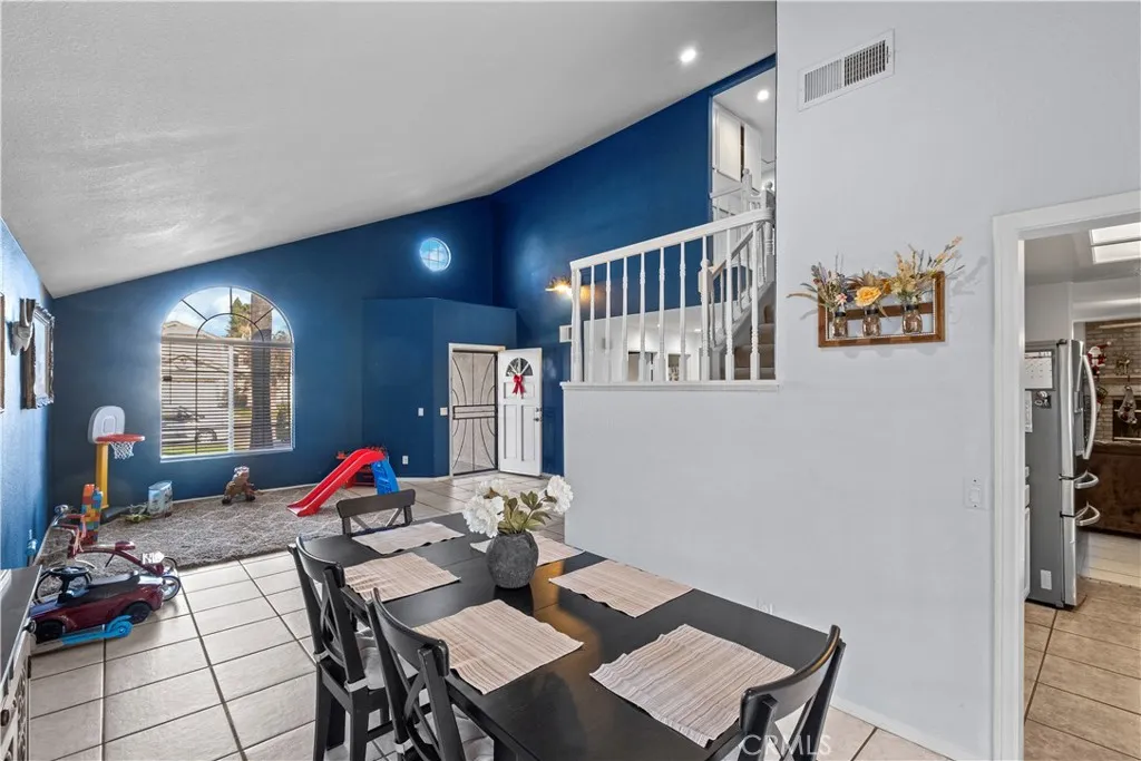 2611 Jeffery Circle, Hemet, California 92545 home-pic-4