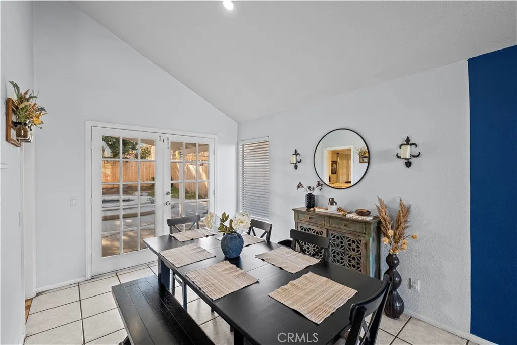2611 Jeffery Circle, Hemet, California 92545 home-pic-3