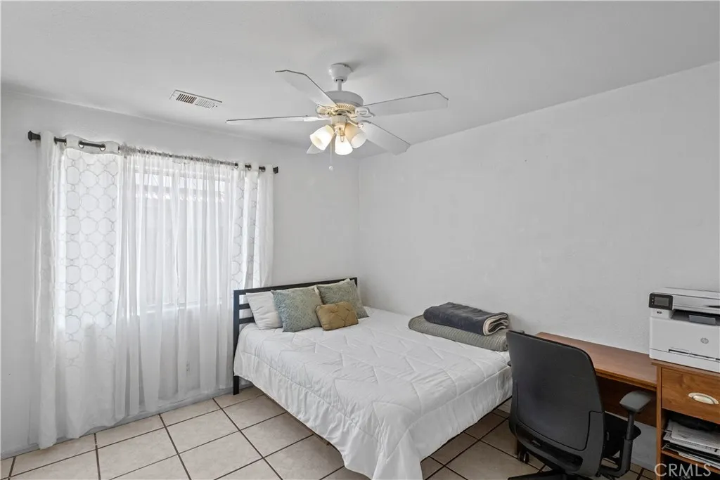 2611 Jeffery Circle, Hemet, California 92545 home-pic-13
