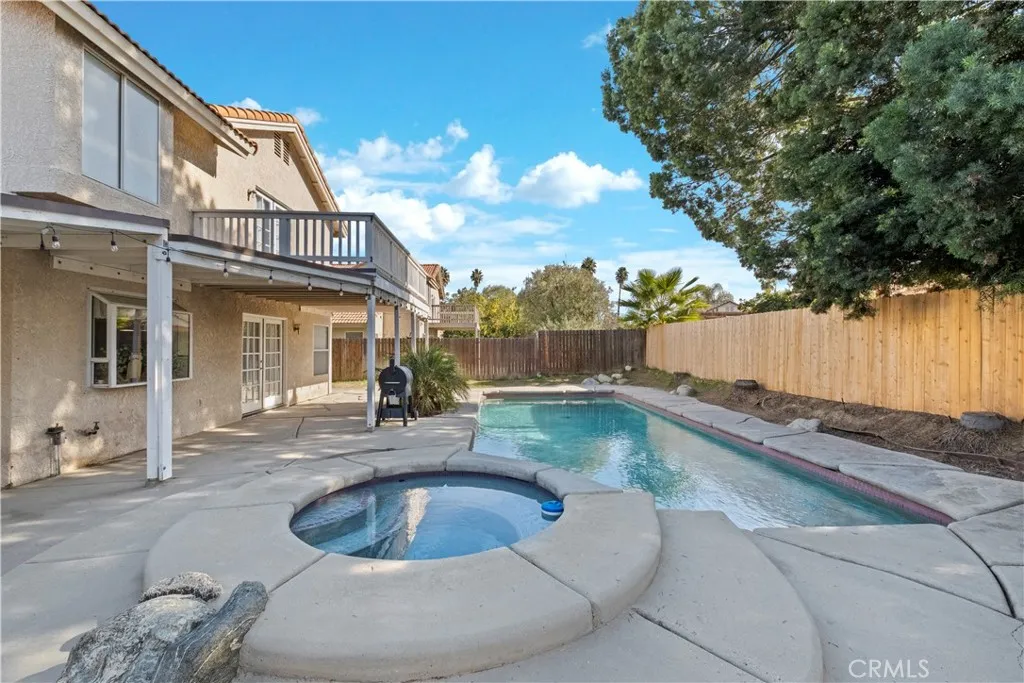 2611 Jeffery Circle, Hemet, California 92545 home-pic-24