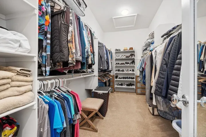 Talk about Walk in Closet- This is it