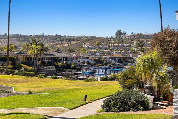 1758 Cuadro Vista, San Marcos, California 92078