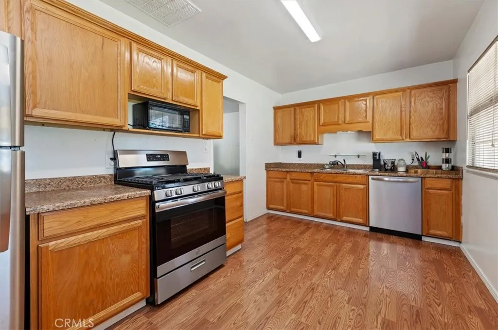 4694 N Mayfield, San Bernardino, California 92407 home-pic-13