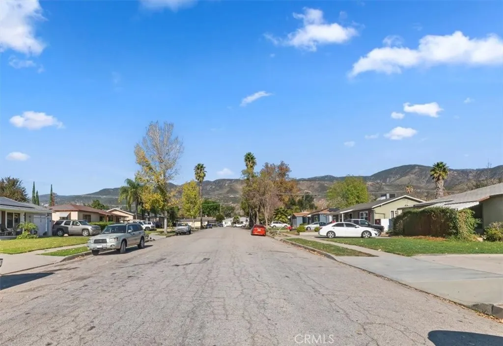 4694 N Mayfield, San Bernardino, California 92407 home-pic-6