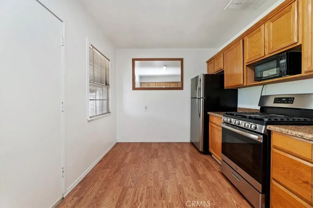 4694 N Mayfield, San Bernardino, California 92407 home-pic-11