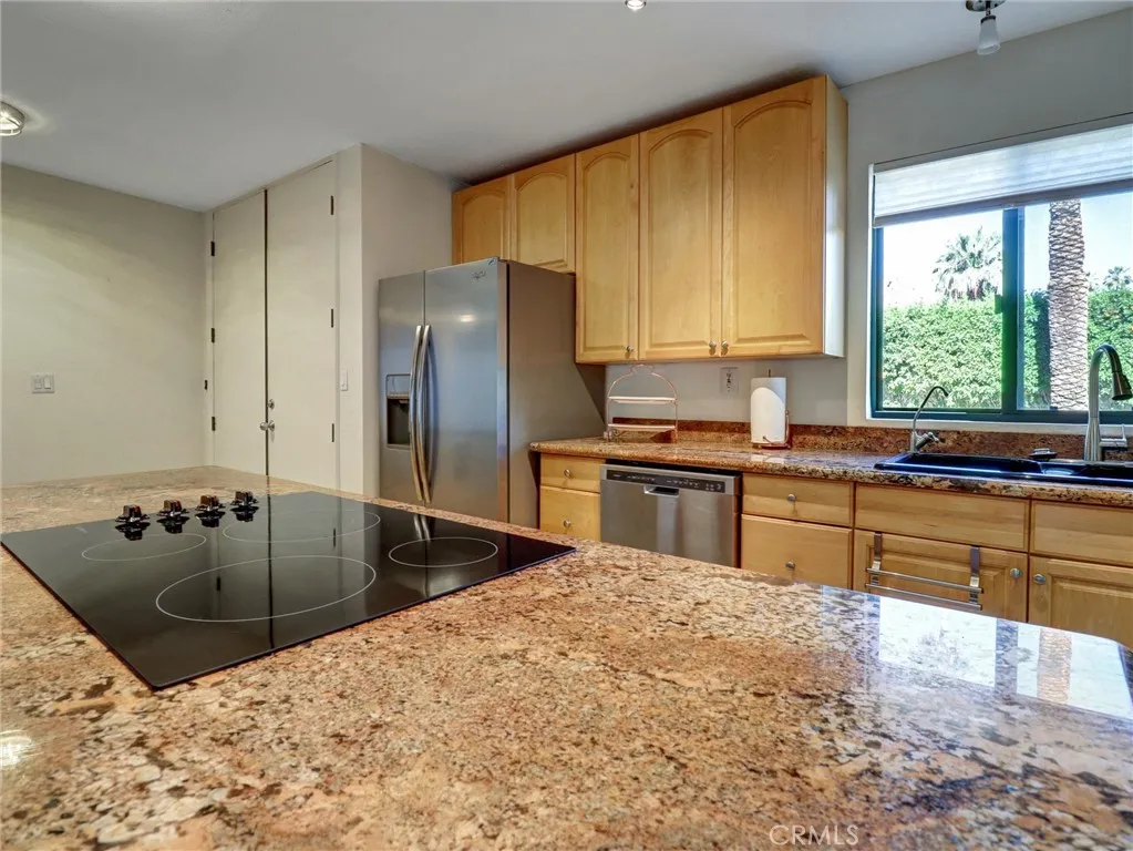 46228 Lou Circle, Indian Wells, California 92210 home-pic-9