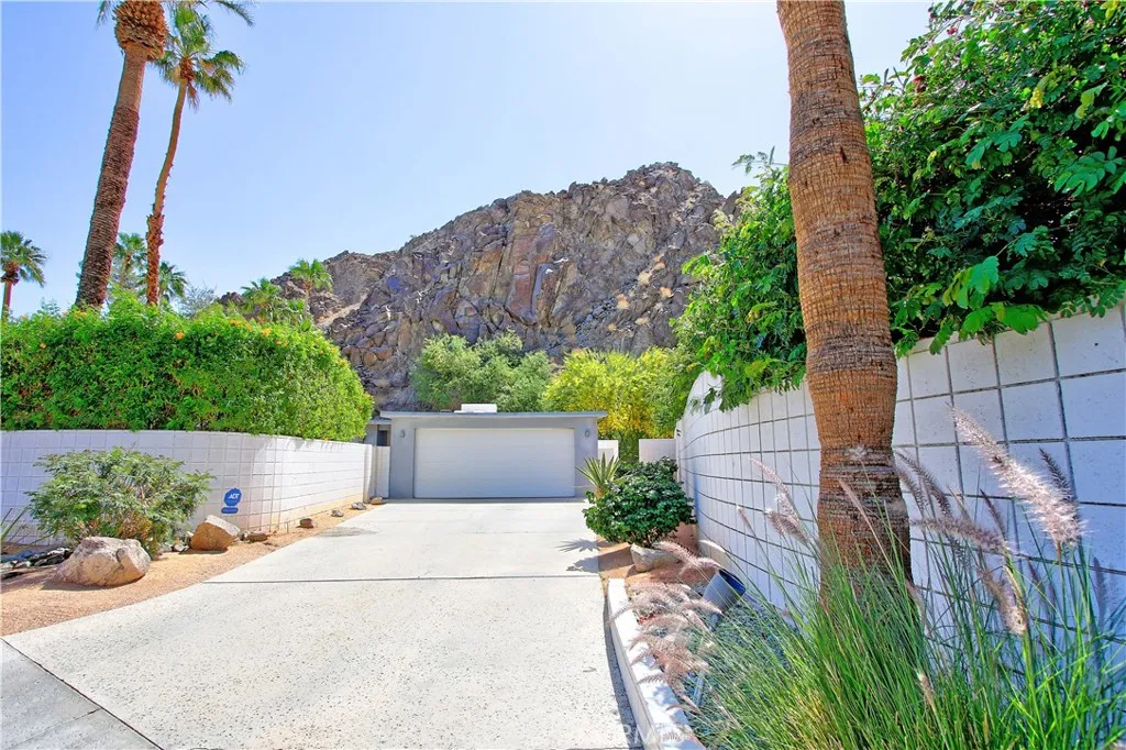 46228 Lou Circle, Indian Wells, California 92210 home-pic-2
