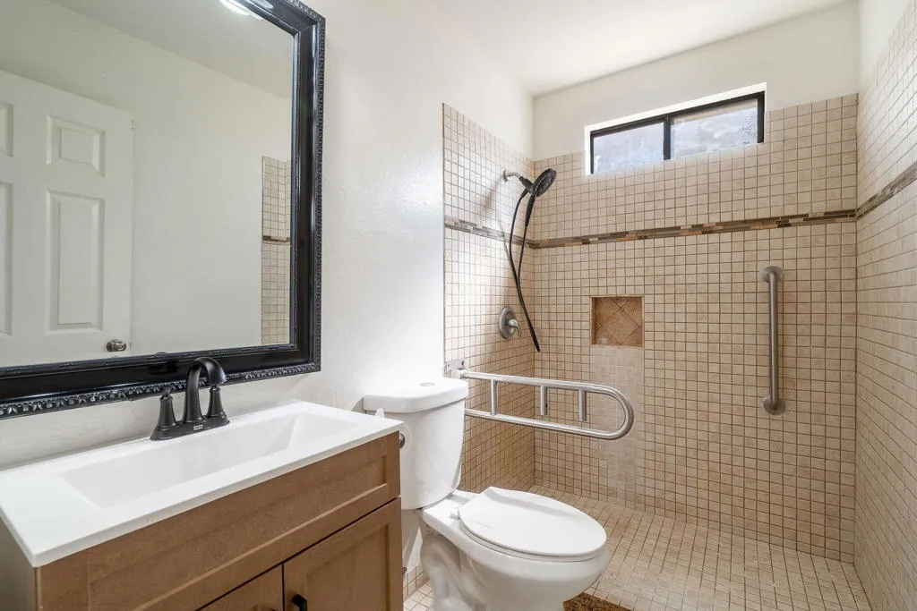 68750 Fortuna Road, Cathedral City, California 92234 home-pic-24