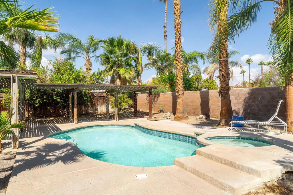 68750 Fortuna Road, Cathedral City, California 92234 home-pic-2