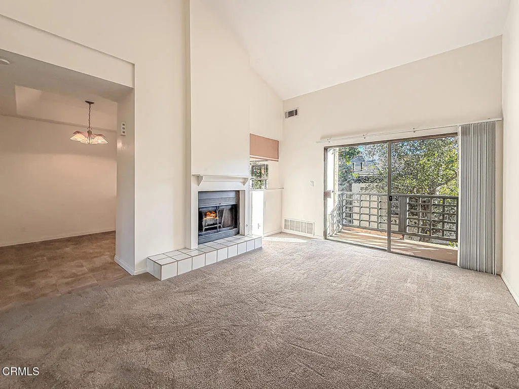 5738 Skyview Way F, Agoura Hills, California 91301 home-pic-12
