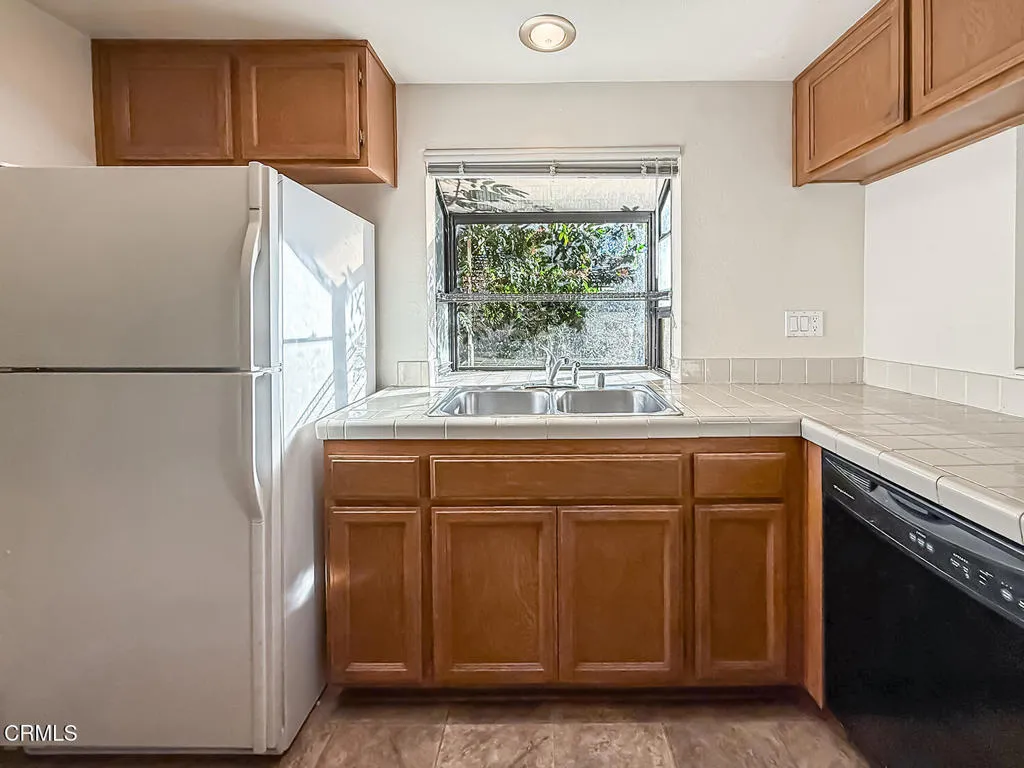 5738 Skyview Way F, Agoura Hills, California 91301 home-pic-7