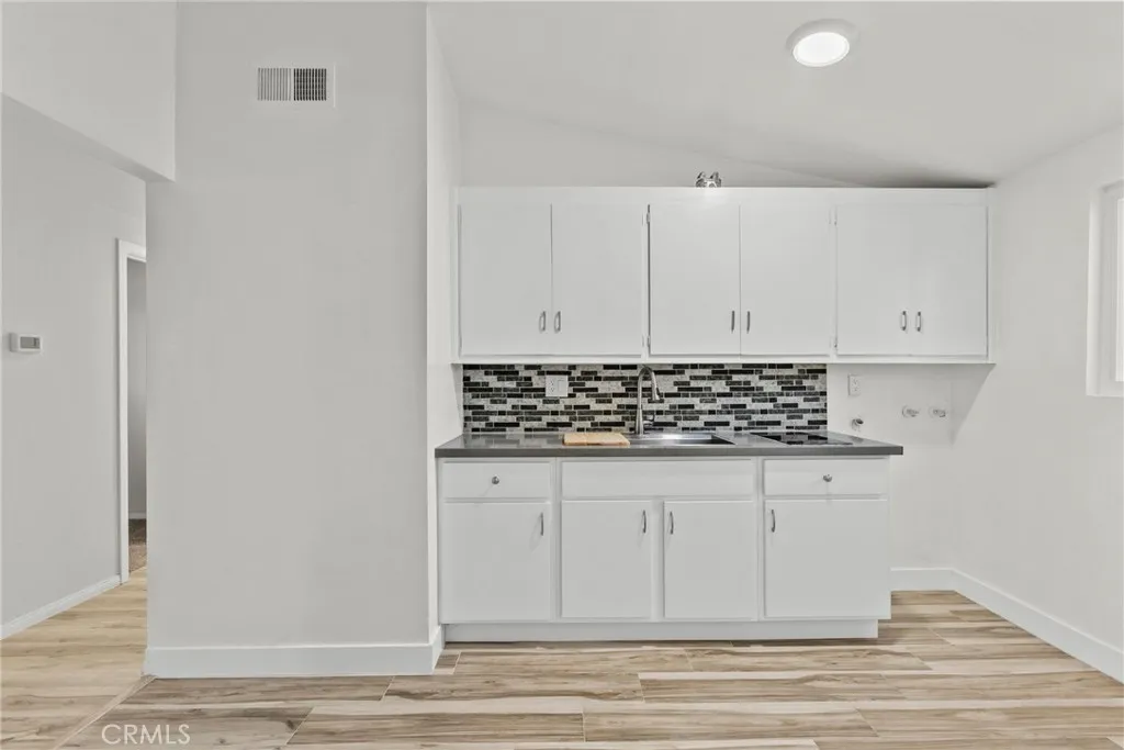 18851 Delight, Canyon Country, California 91351 home-pic-10