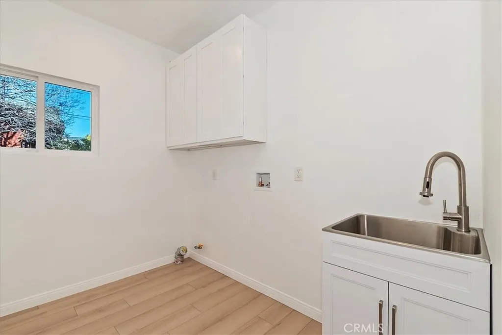 304 San Anselmo, Big Bear City, California 92314 home-pic-36