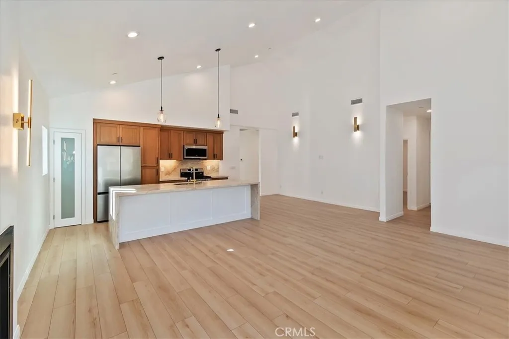 304 San Anselmo, Big Bear City, California 92314 home-pic-11