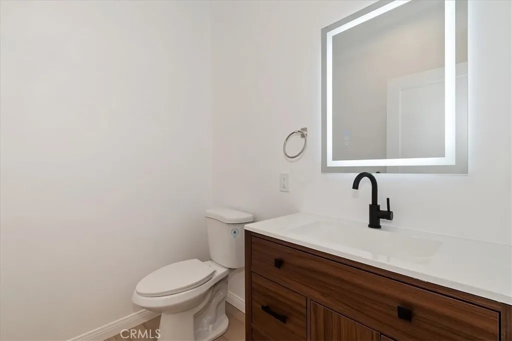 304 San Anselmo, Big Bear City, California 92314 home-pic-35