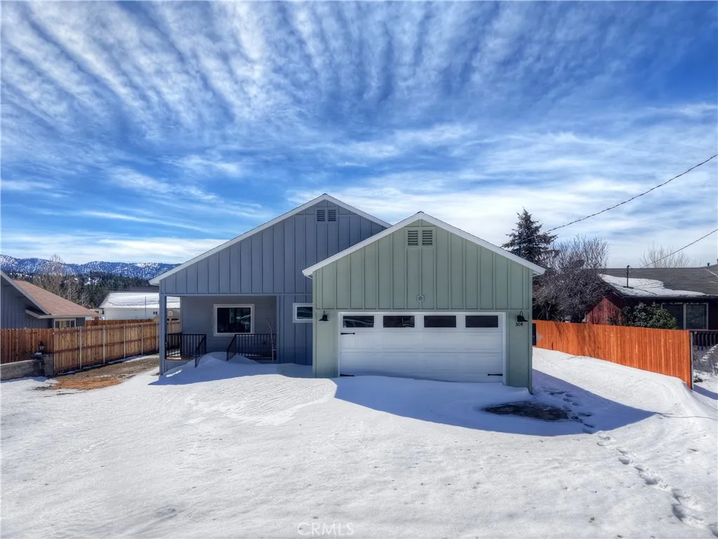 304 San Anselmo, Big Bear City, California 92314 home-pic-4
