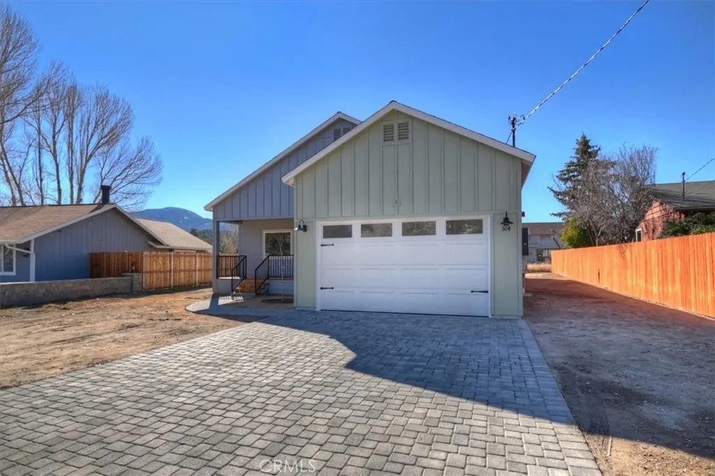 304 San Anselmo, Big Bear City, California 92314 home-pic-49