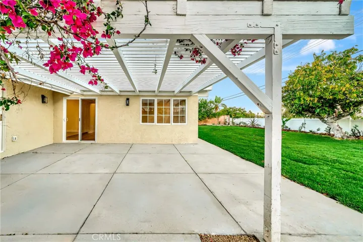 23248 Community Street, West Hills, California 91304