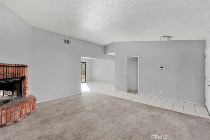 15807 Sitting Bull, Victorville, California 92395