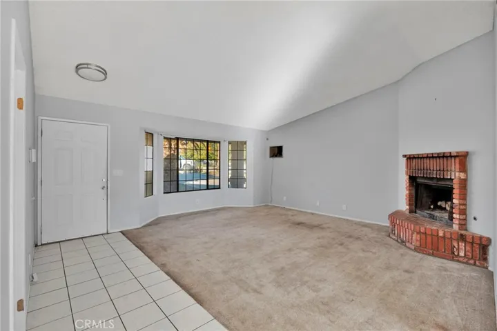 15807 Sitting Bull, Victorville, California 92395