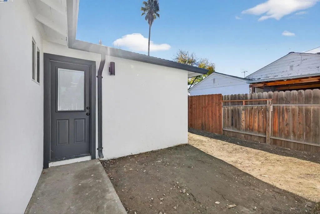 1277 Olivina Ave, Livermore, California 94551 home-pic-15