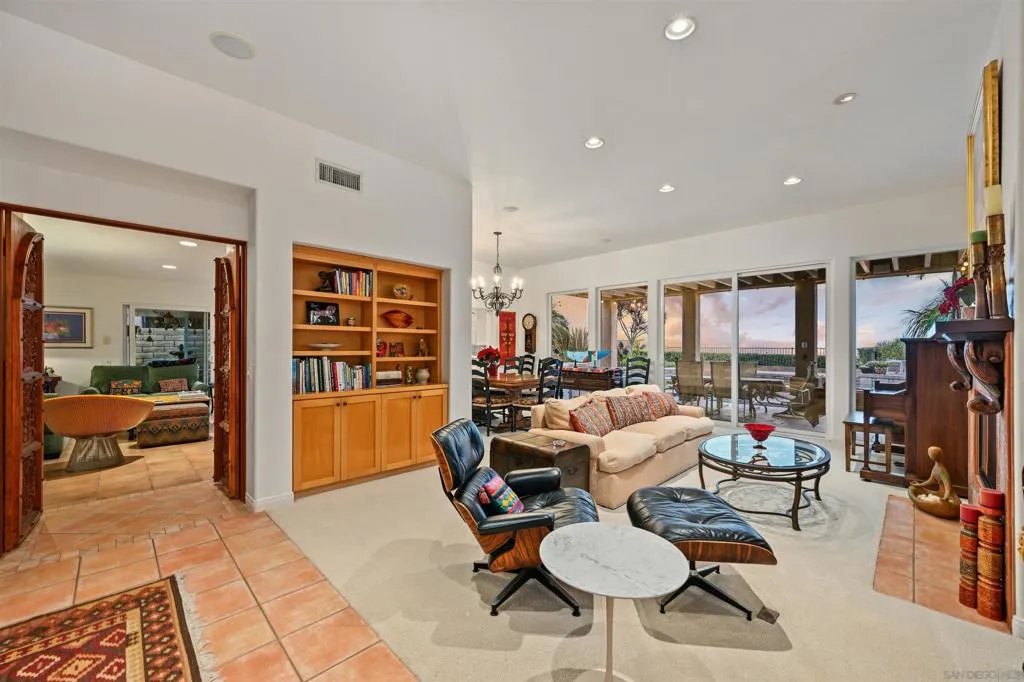 7215 Daffodil Pl, Carlsbad, California 92011 home-pic-8