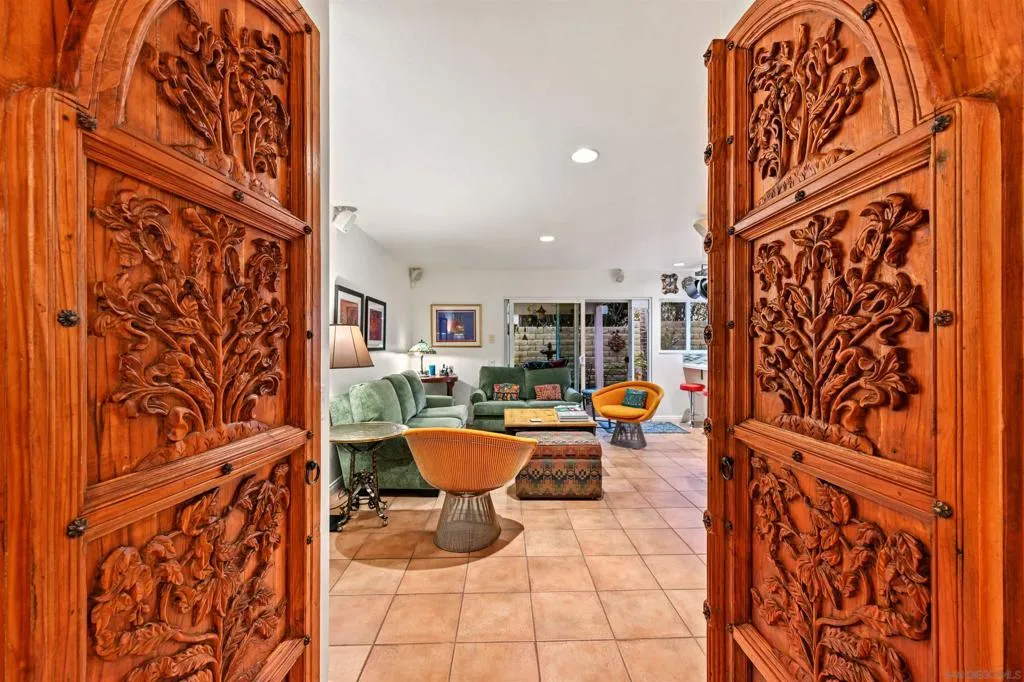 7215 Daffodil Pl, Carlsbad, California 92011 home-pic-7