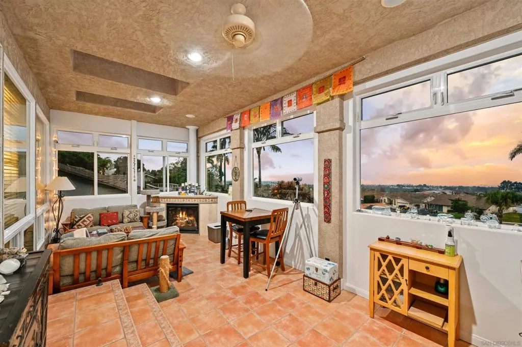 7215 Daffodil Pl, Carlsbad, California 92011 home-pic-34