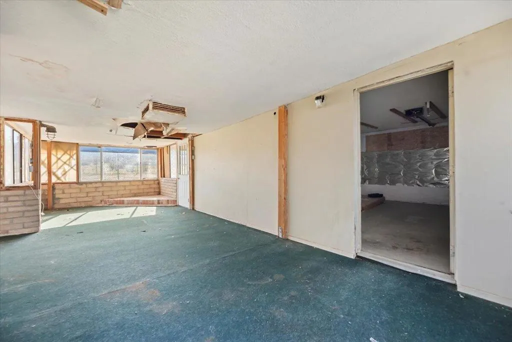 21-Sunroom