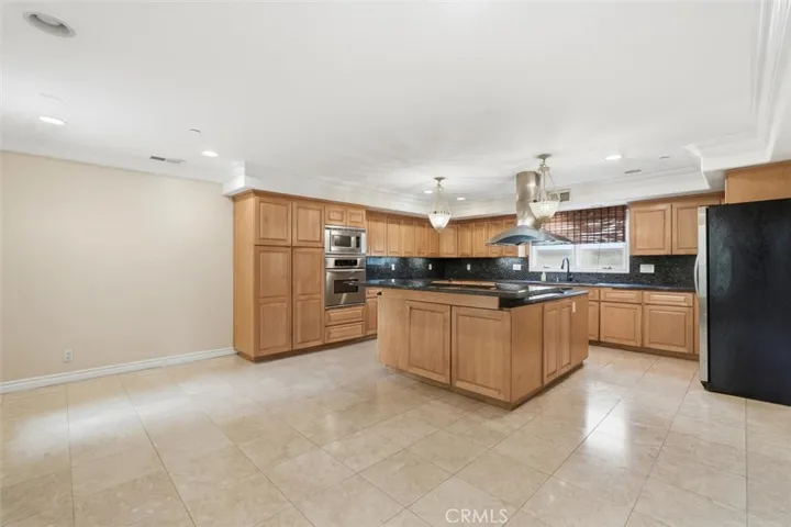 233 S Irena 1, Redondo Beach, California 90277