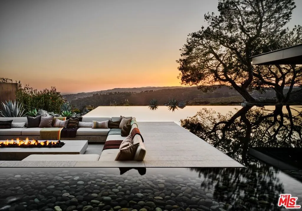 1655 Carla, Beverly Hills, California 90210 home-pic-2