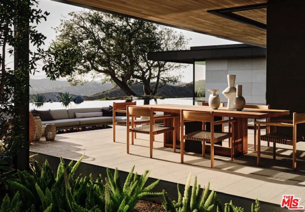 1655 Carla, Beverly Hills, California 90210 home-pic-21