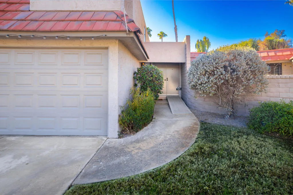 68355 Paseo Real 13, Cathedral City, California 92234 home-pic-6