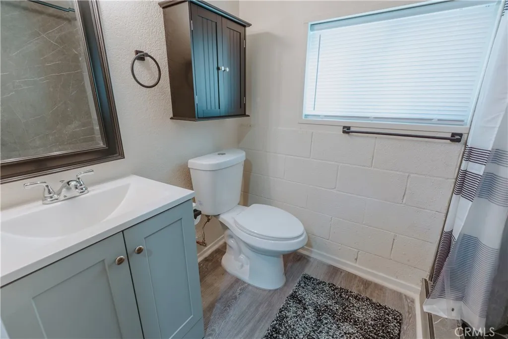 42520 Sonoma Dr, Big Bear Lake, California 92315 home-pic-3