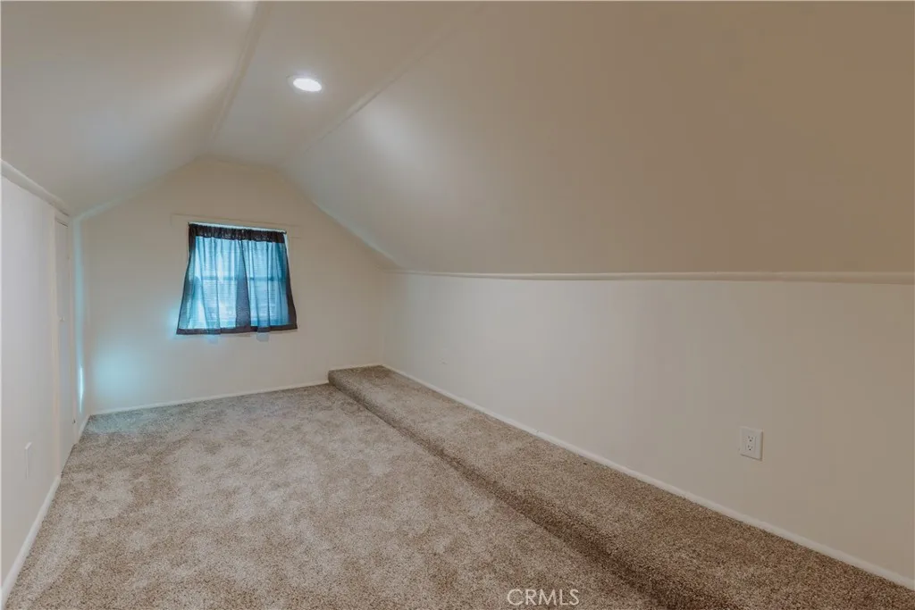 42520 Sonoma Dr, Big Bear Lake, California 92315 home-pic-10
