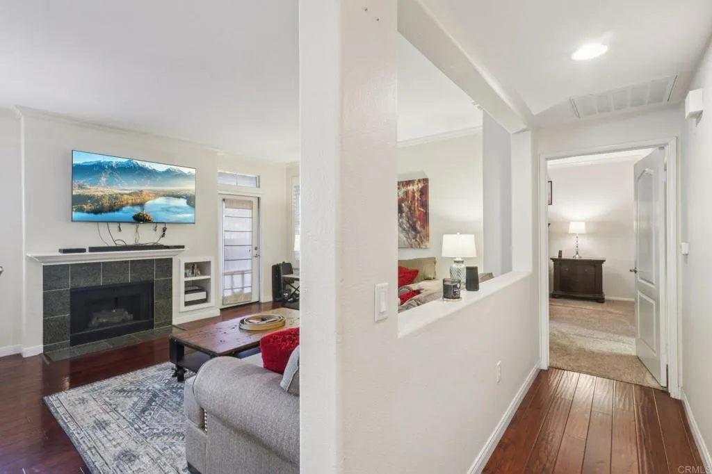 10978 Serafina Lane, San Diego, California 92128 home-pic-3