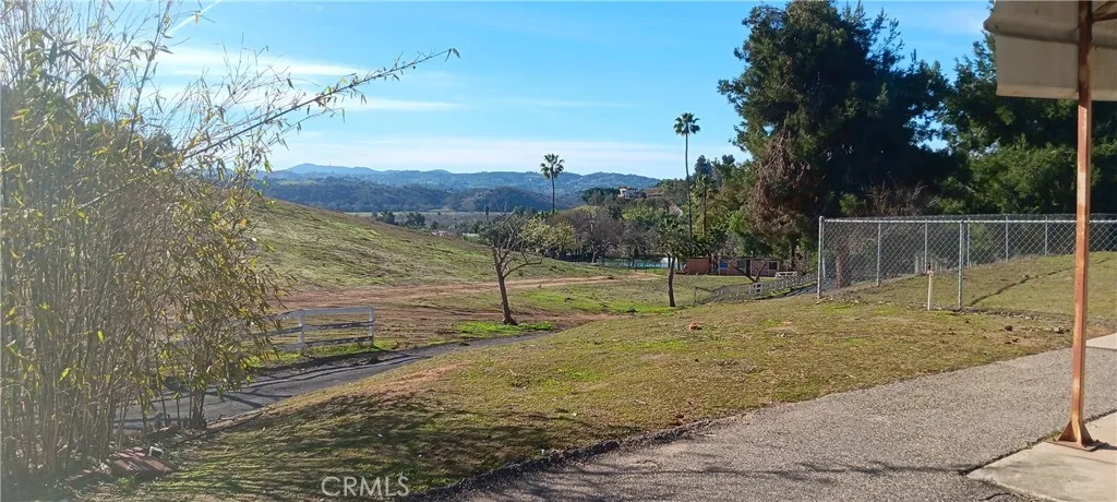 4208 Linda Vista, Fallbrook, California 92028 home-pic-5