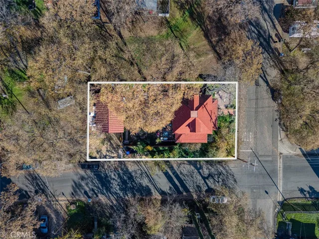 lot lines are approximate