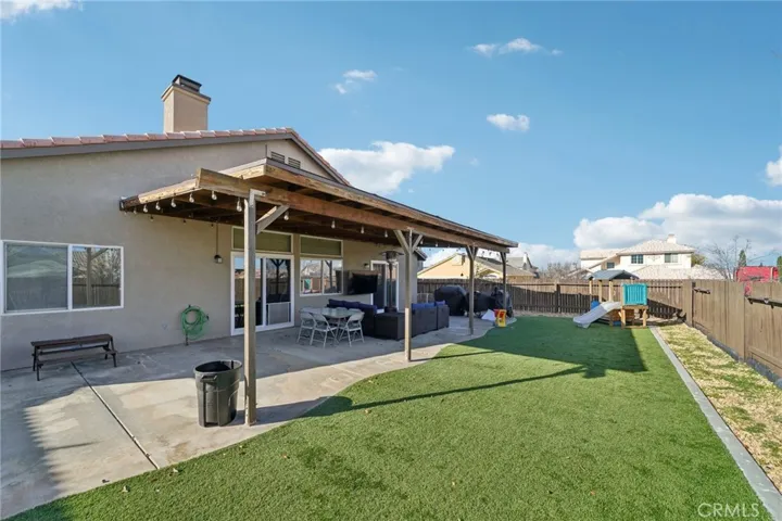 8959 Wedgewood Court, Hesperia, California 92344
