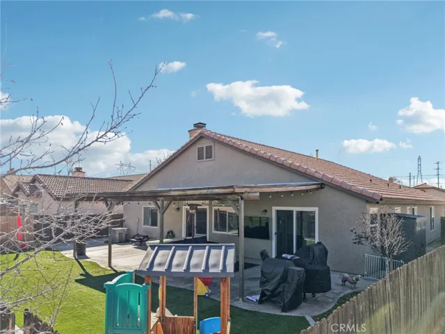 8959 Wedgewood Court, Hesperia, California 92344