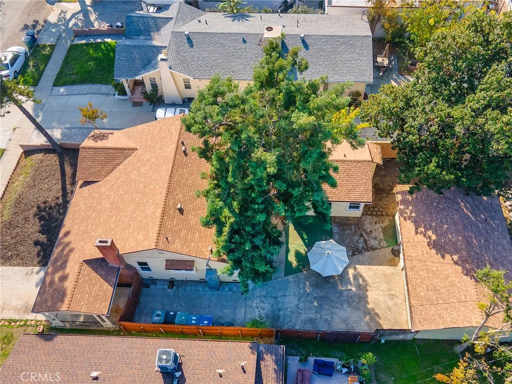 207 W Ash Avenue, Burbank, California 91502 home-pic-41
