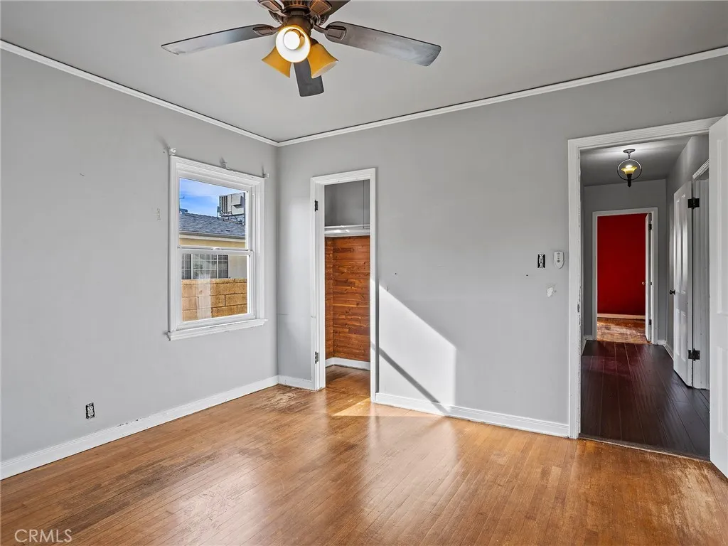 207 W Ash Avenue, Burbank, California 91502 home-pic-17