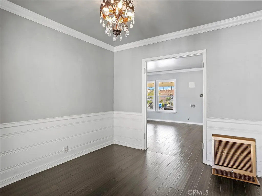 207 W Ash Avenue, Burbank, California 91502 home-pic-13