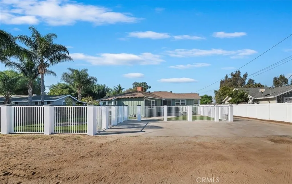 4340 Woodward, Norco, California 92860 home-pic-3