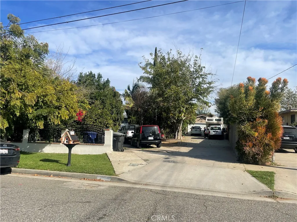 3625 Everest, Riverside, California 92503 home-pic-1