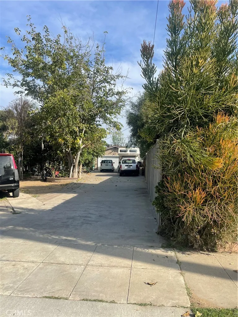 3625 Everest, Riverside, California 92503 home-pic-2
