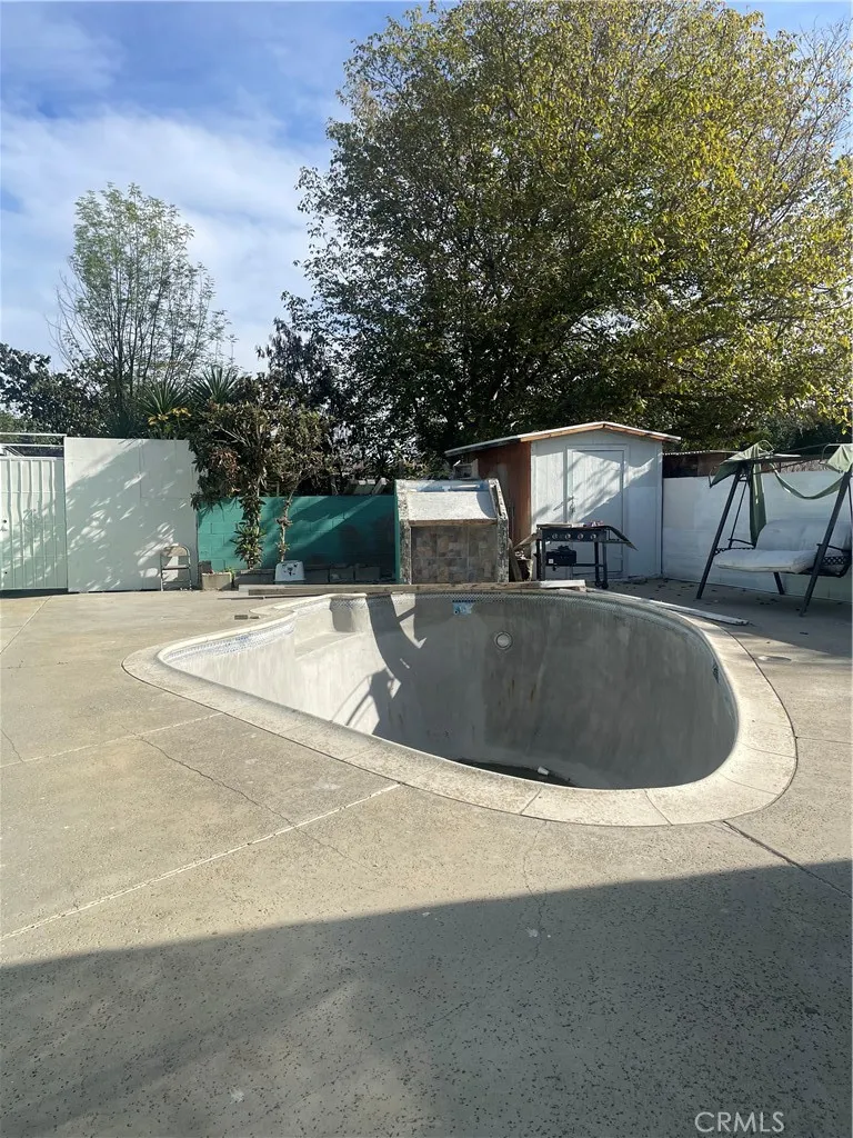 3625 Everest, Riverside, California 92503 home-pic-8